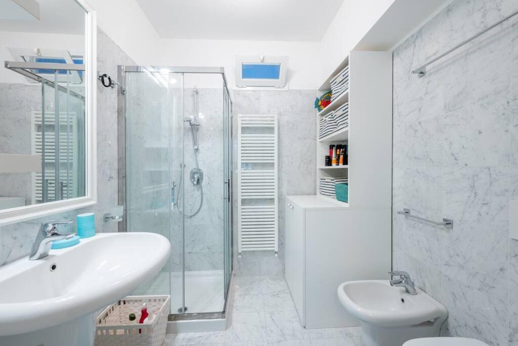 Seaview Cavi B. 100Mt Dal Mare Apartment Lavagna Exterior photo